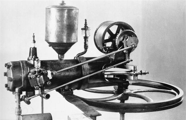 World's First Gasoline Engine