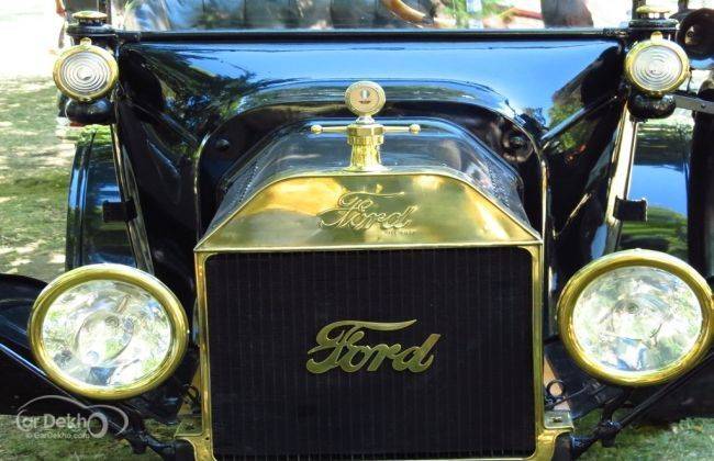 Model T with Ford Logo