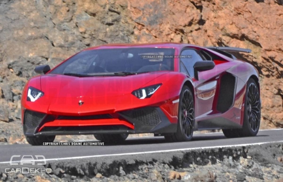 Lamborghini Aventador SV spied Lamborghini Aventador SV spied