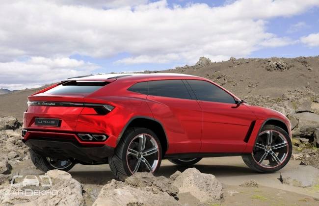 Lamborghini Urus Rear