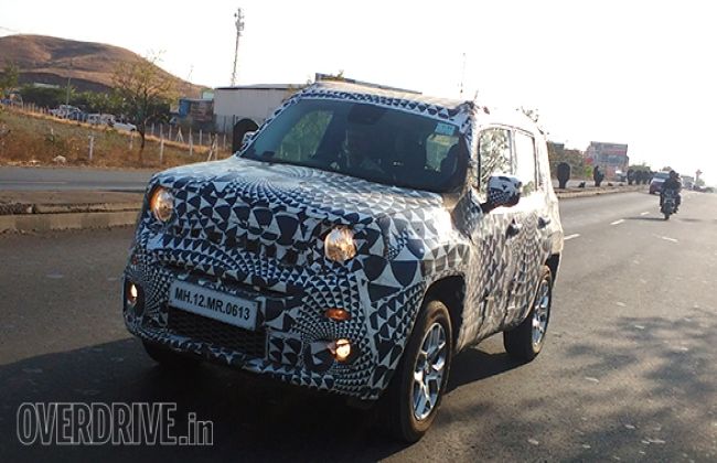 Jeep Renegade Spied Again