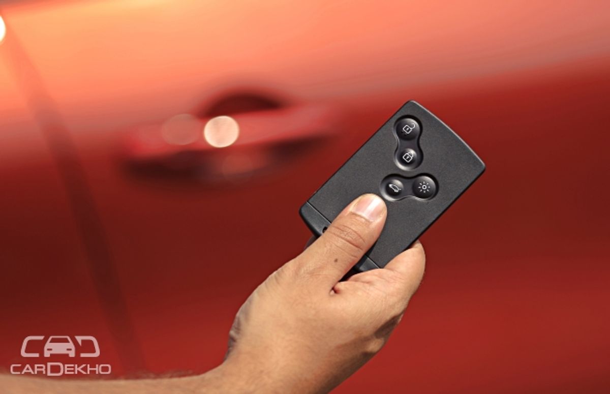 Renault Captur Smart Access Card