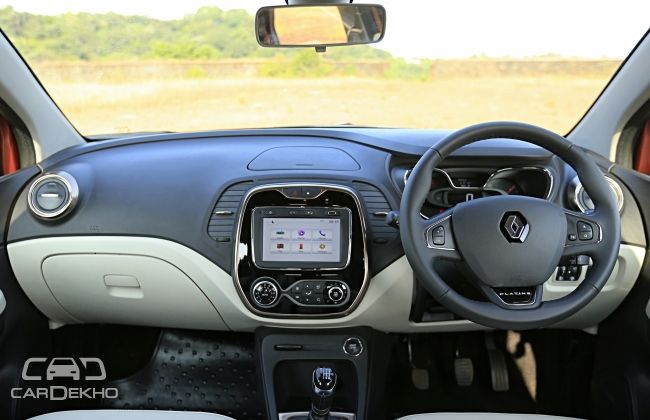 Renault Captur dashboard