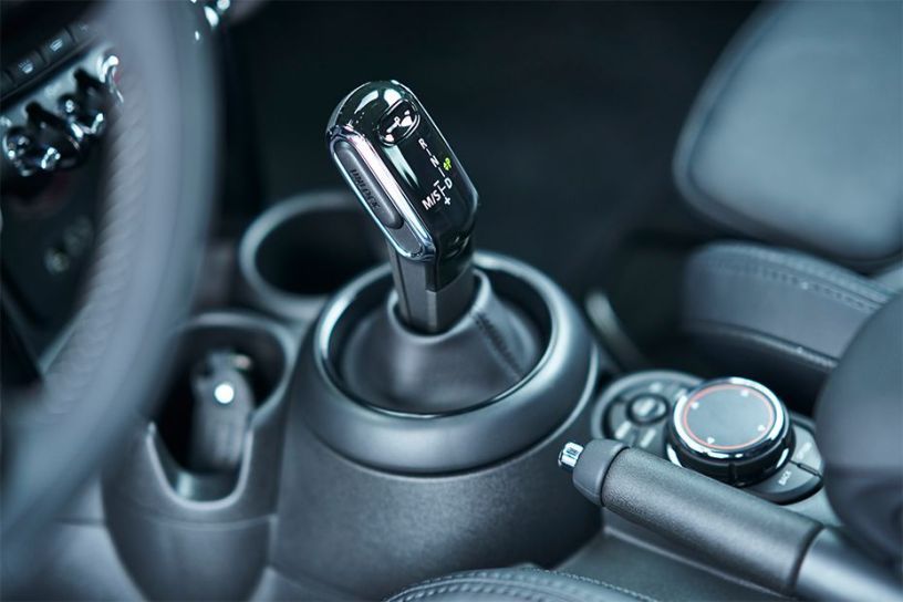 Mini's new 7-speed dual-clutch automatic Mini's new 7-speed dual-clutch automatic