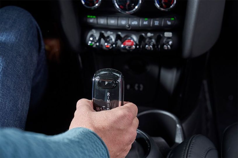 Mini's new 7-speed dual-clutch automatic Mini's new 7-speed dual-clutch automatic