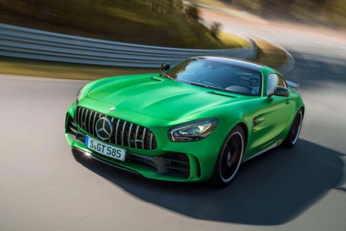 Mercedes AMG GT R
