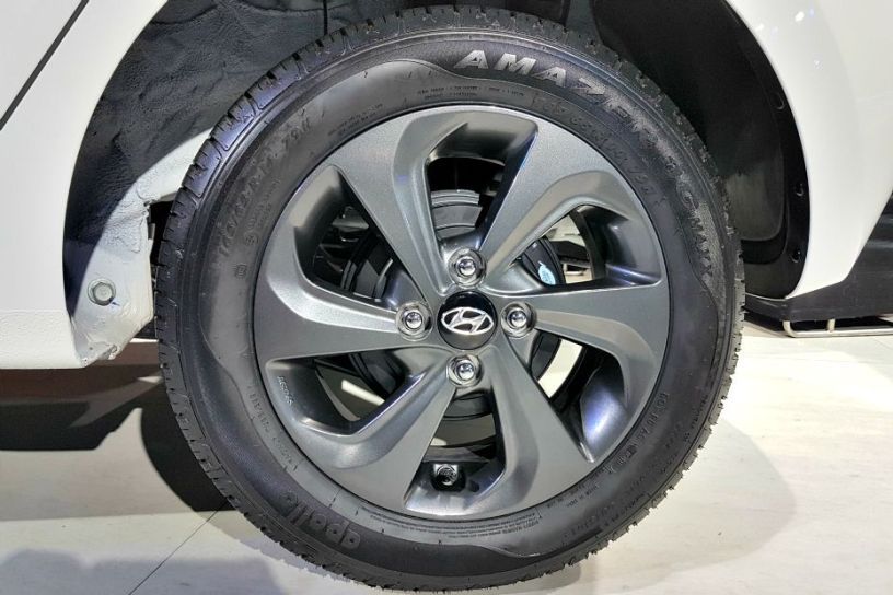 Hyundai Grand i10 Dual-Tone Hyundai Grand i10 Dual-Tone