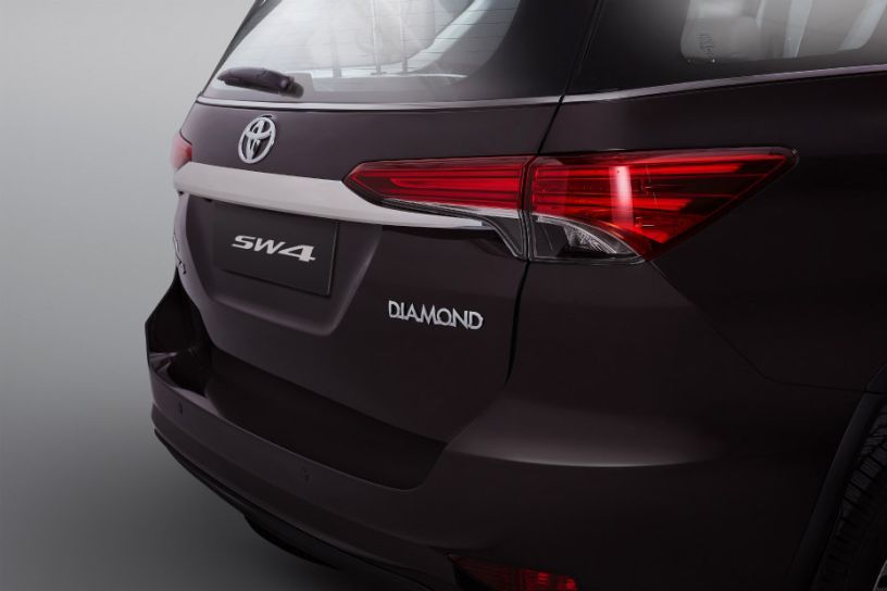 Toyota Fortuner Diamond 