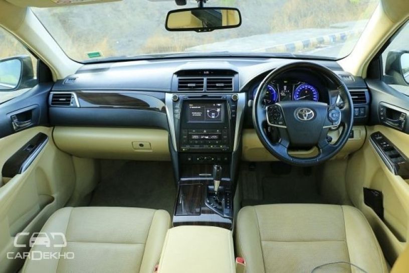 Toyota Camry: Old Vs New Toyota Camry: Old Vs New
