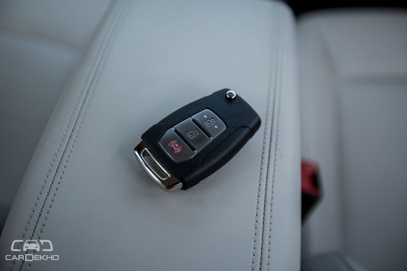 Mahindra XUV300 Mahindra XUV300