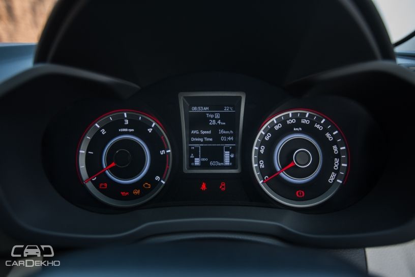 Mahindra XUV300 Mahindra XUV300