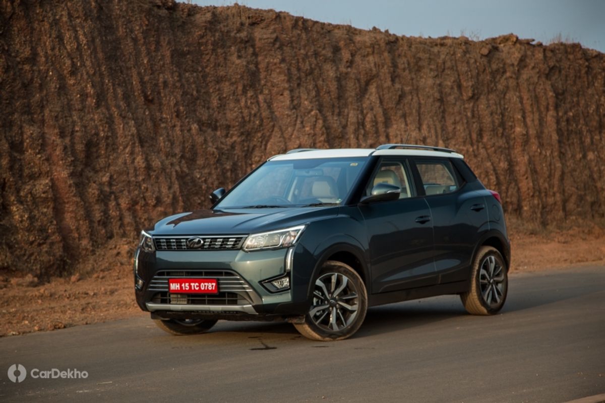 Hyundai Venue Vs Mahindra XUV300: Variants Comparison
