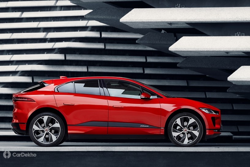 6 Cars With Flush Door Handles In India Mahindra XUV700, Range Rover