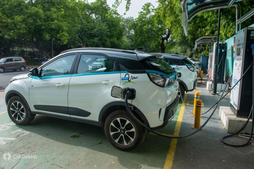 Delhi Govt Restricts Entry Of Petrol And Diesel Cars In The City From Nov 27 To Dec 3 Electric 
