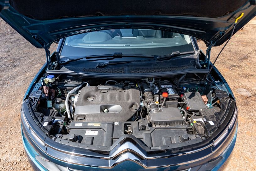 Citroen C5 Aircross diesel engine