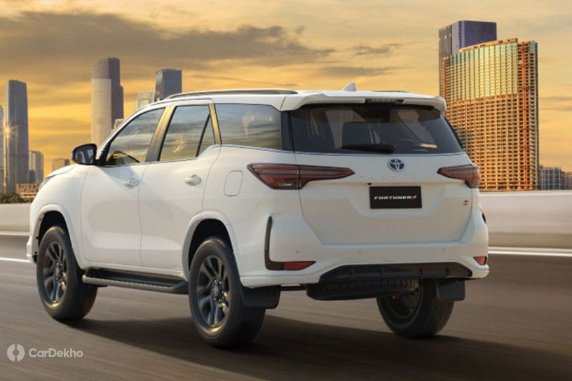 Toyota Fortuner GR-S rear