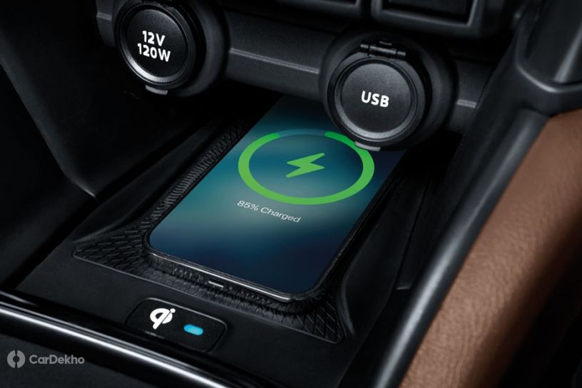 Toyota Urban Cruiser wireless phone charger Toyota Urban Cruiser wireless phone charger