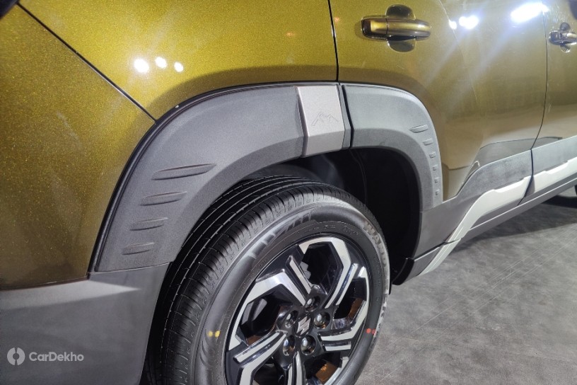 2022 Maruti Brezza Accessory Packs And Items Detailed With Pricing