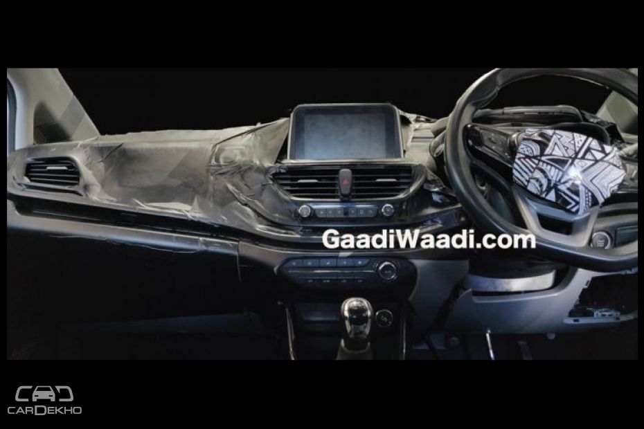 Tata 45X Interior Spied; Gets Harrier-inspired Semi-digital Instrument Cluster Tata 45X Interior Spied; Gets Harrier-inspired Semi-digital Instrument Cluster