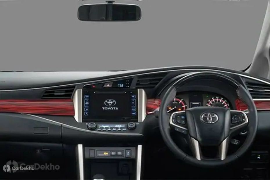 Toyota Innova Touring Sport cabin