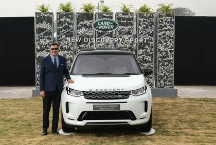 2020 Land Rover Discovery Sport Launched In India Prices Start From Rs 57 06 Lakh Cardekho Com