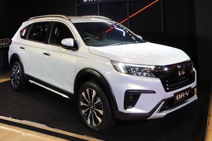 Top 5 Highlights From The Newly Unveiled Honda Br V In Indonesia Cardekho Com