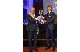 Lamborghini CEO receives the "Premio Internazionale BARSANTI e MATTEUCCI"
