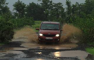 Mahindra Quanto Weekend Escape goes off the beaten track to Sula Vineyard, Nasik Mahindra Quanto Weekend Escape goes off the beaten track to Sula Vineyard, Nasik