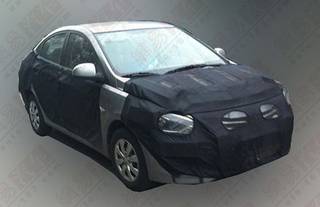 Hyundai Verna Facelift Spotted in China; India launch likely in 2014 Hyundai Verna Facelift Spotted in China; India launch likely in 2014