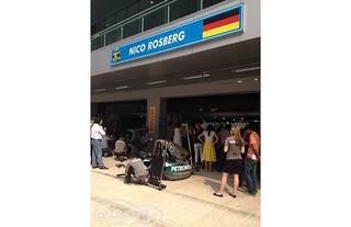 A day in the Formula 1 pits