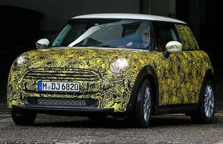 2014 Mini Cooper spied ahead of its global debut on Nov 18