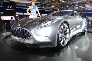 Hyundai HND-9 Venace Concept unveiled