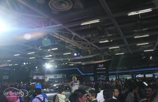 Weekend observed 1,10,000 visitors at Auto Expo14