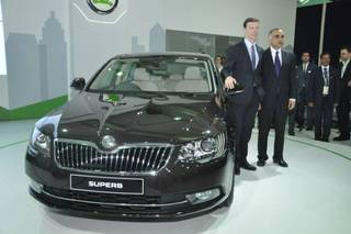 2014 Skoda Superb facelift launching today