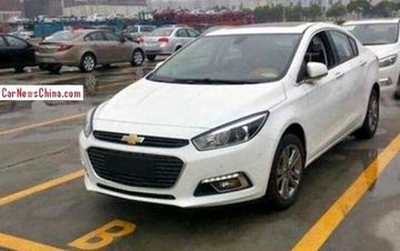 Nex-Gen Chevrolet Cruze captured ahead of 2014 Beijing Motor Show