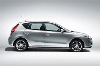 Hyundai i20 rolls in Indian market