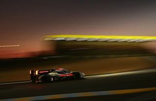 Night shift for Audi Le Mans, Third car crashes in free practice