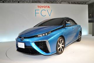 Toyota's Fuel Cell Sedan unveiled