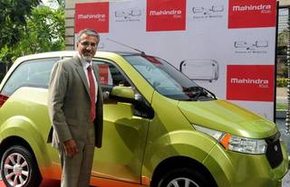 Mahindra Reva Launches 120km Range - Power Steering Assisted Premium Variant of e2o!