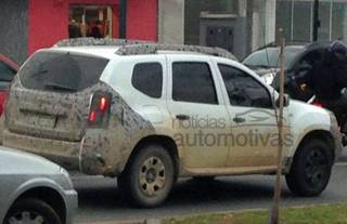 India Bound Renault Duster Spied In Brazil