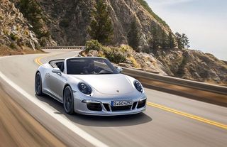 More power for the new Porsche 911 Carrera GTS