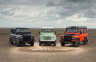 The Iconic Land Rover Defender to Die in 2015, Three New Final Editions Announced!