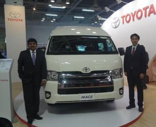Toyota Showcases 10 seater Hiace; Launch in Mid 2015 Toyota Showcases 10 seater Hiace; Launch in Mid 2015