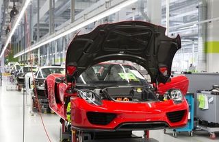 Porsche 918 Spyder: Manufacturing the masterpiece Porsche 918 Spyder: Manufacturing the masterpiece