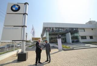 BMW Inaugurates New Dealership in Rajkot, Gujarat!