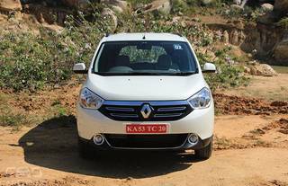 Renault India To Launch Lodgy MPV Tomorrow!