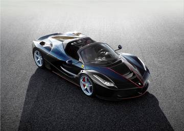Ferrari LaFerrari Aperta Unveiled! Ferrari LaFerrari Aperta Unveiled!