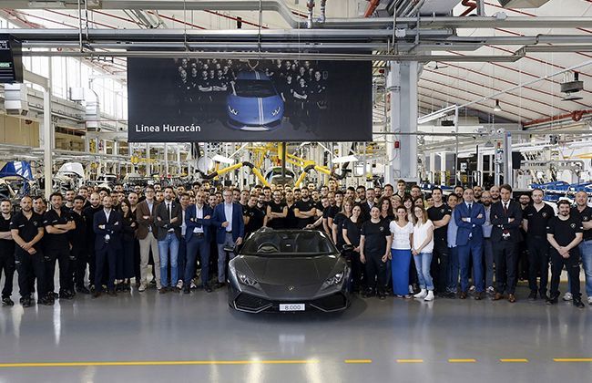 Lamborghini Huracan Production Reaches 8,000 Units