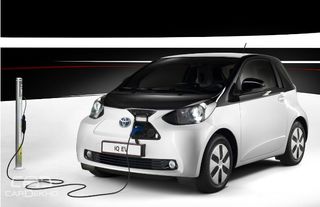 साल 2020 तक टोयोटा लाएगी 10 इलेक्ट्रिक कारें