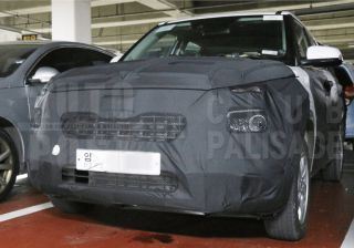 New Hyundai QXi Spy Pics Reveal More Details